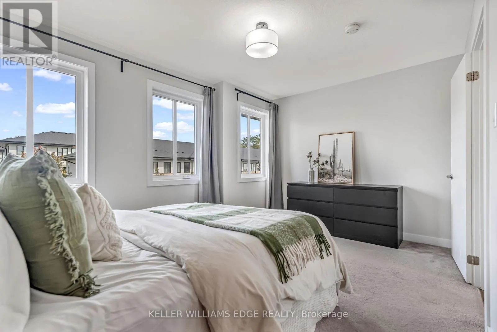 19 MULHOLLARD LANE