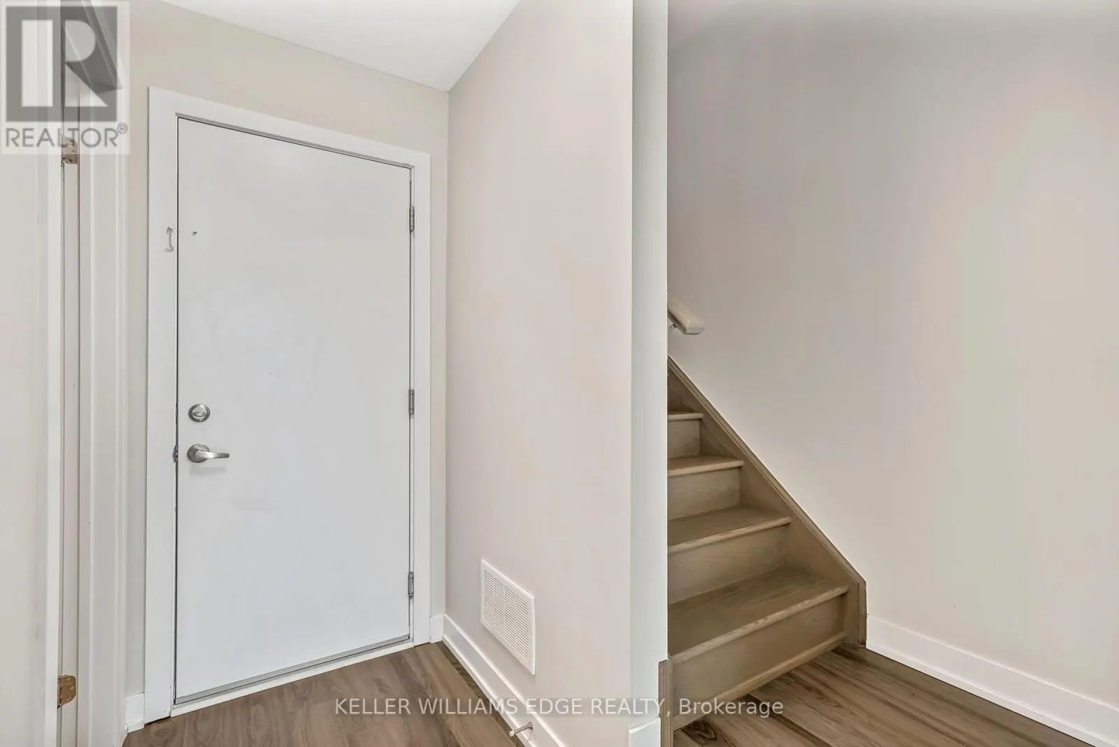 19 MULHOLLARD LANE