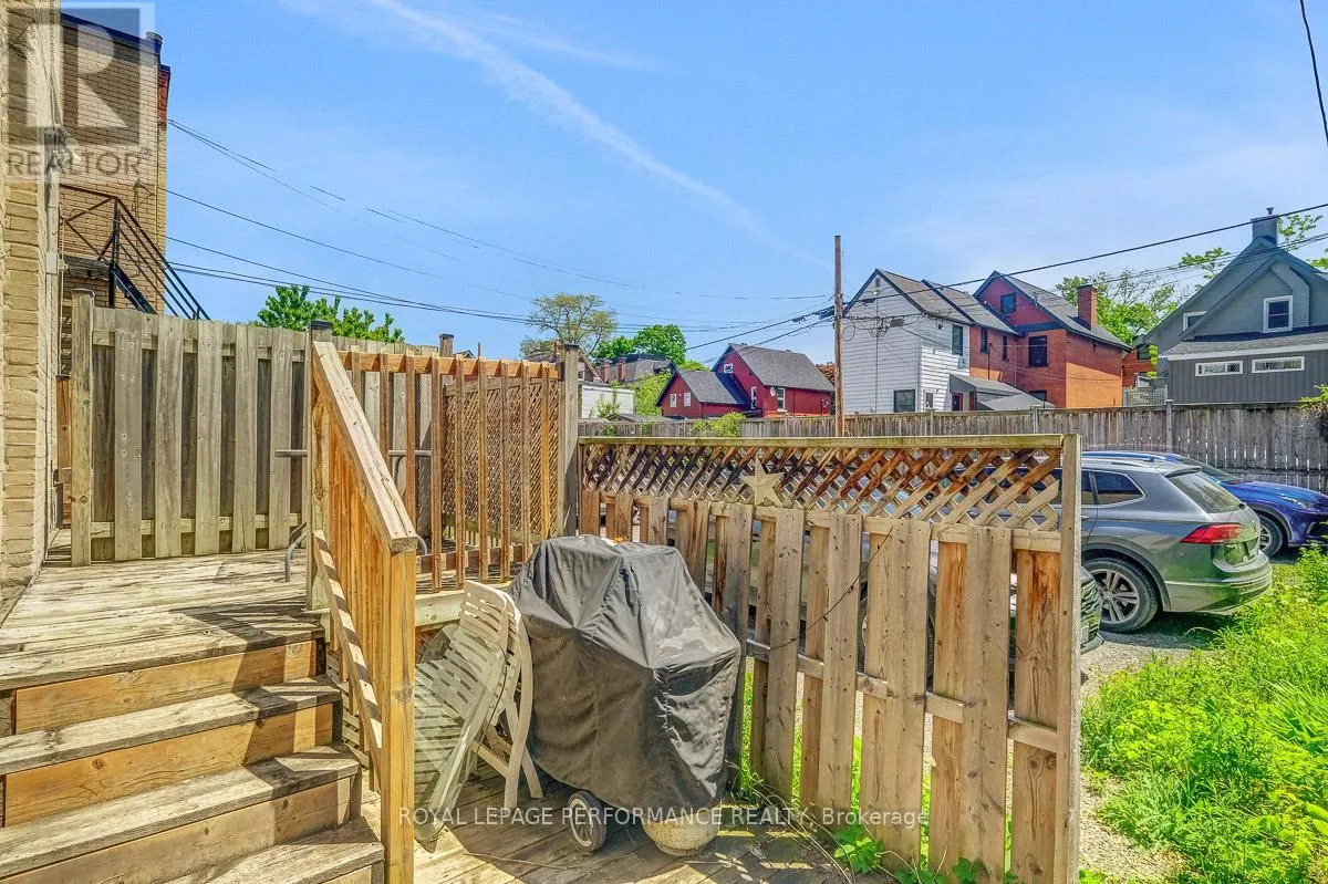 486-488 LISGAR STREET