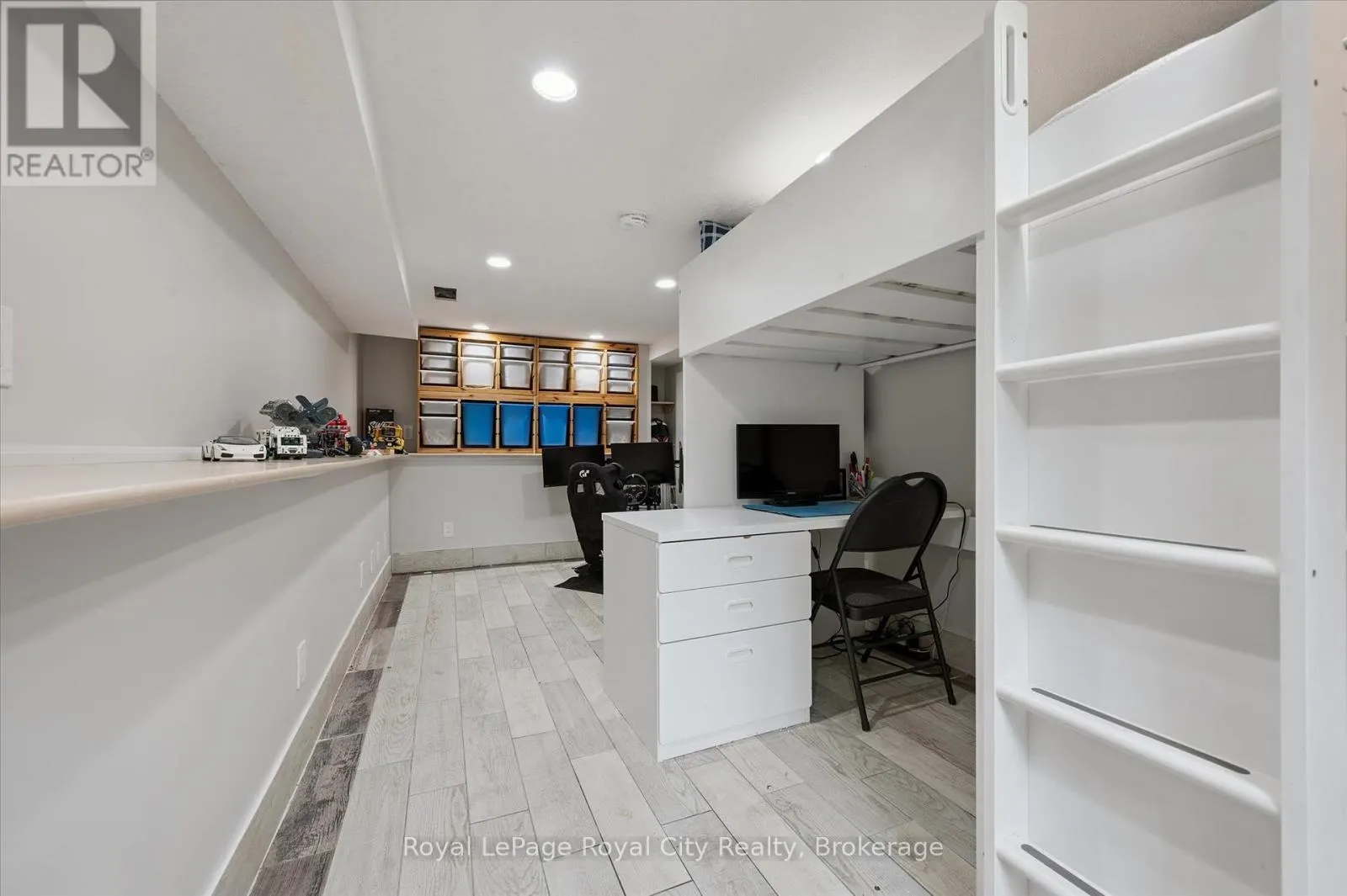 5708 WELLINGTON RD. 86