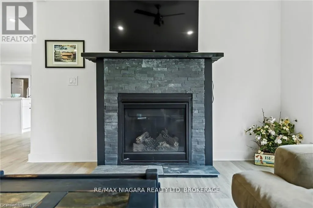 377 CAMBRIDGE ROAD W