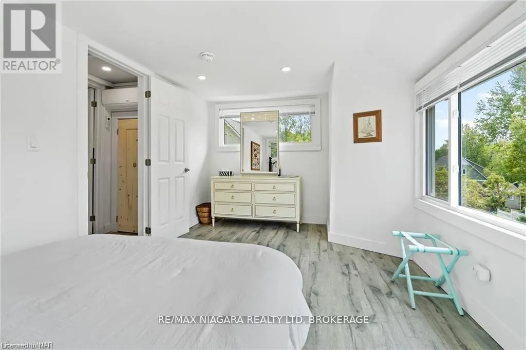 377 CAMBRIDGE ROAD W