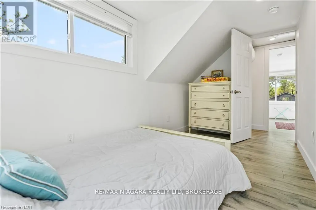 377 CAMBRIDGE ROAD W