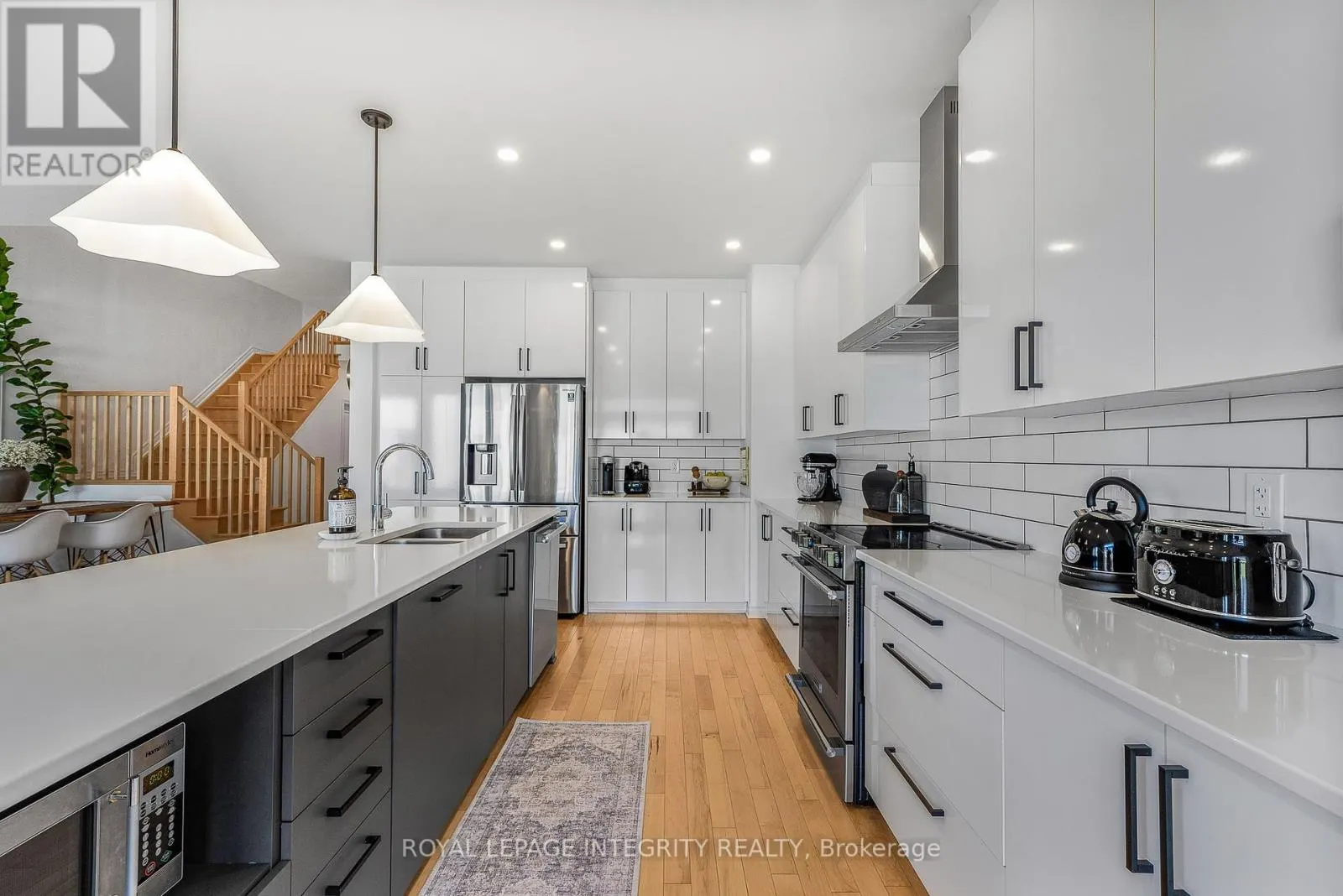 181 CREVASSE ROAD