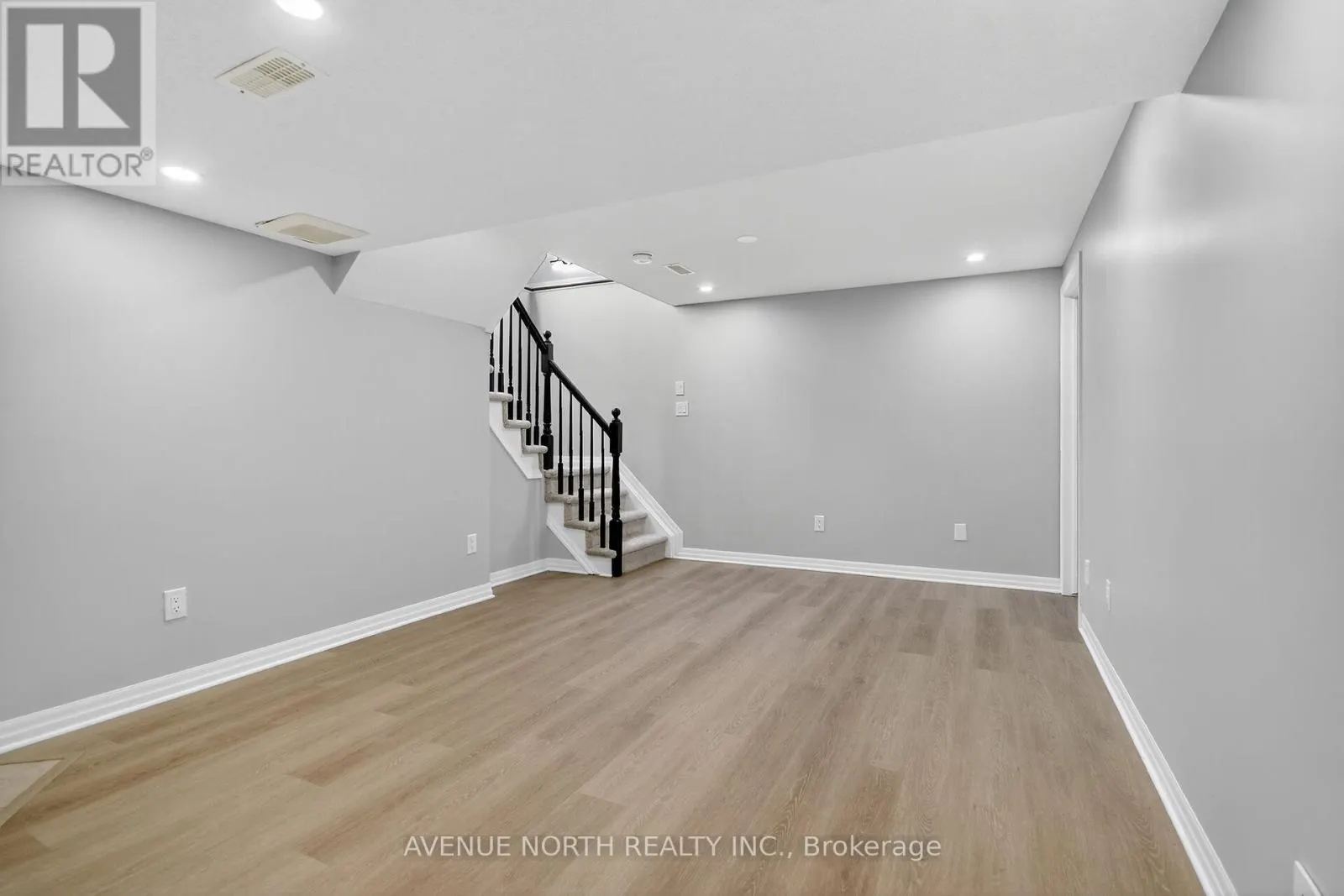 629 SUNBURST STREET
