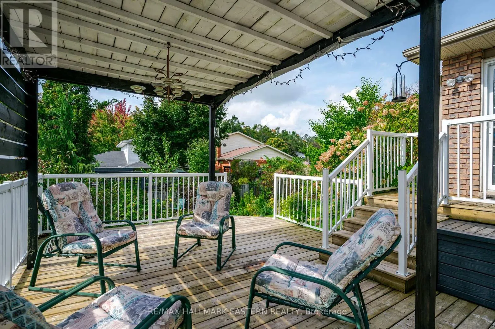 2196 LORRAINE DRIVE