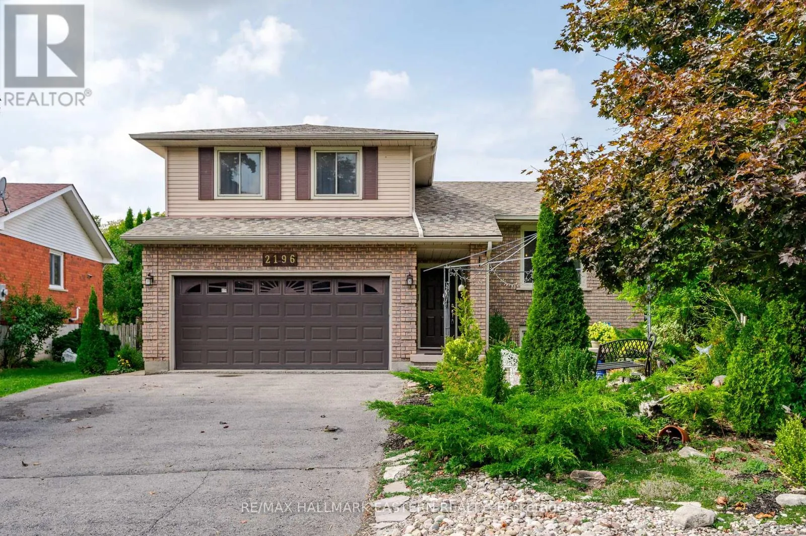 2196 LORRAINE DRIVE