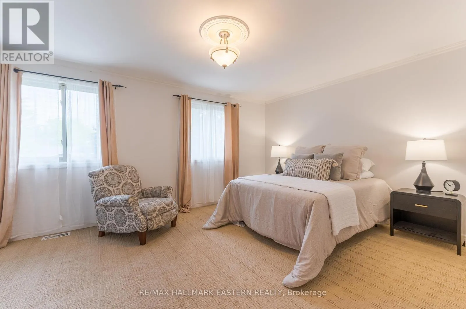 2196 LORRAINE DRIVE