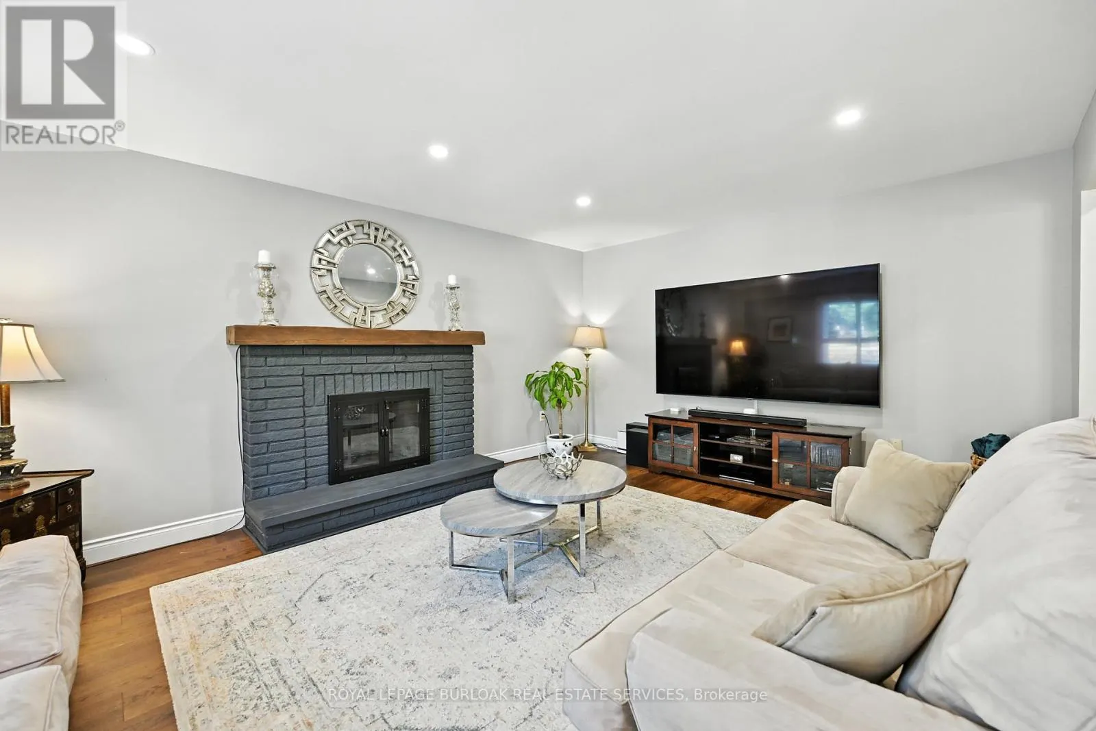 40 SPRINGFIELD BOULEVARD