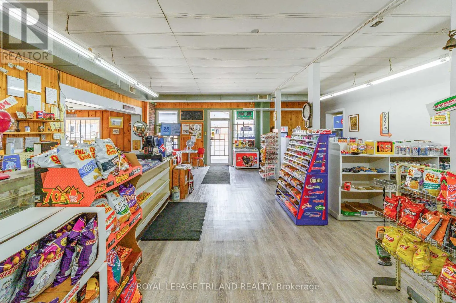 288 KING STREET S
