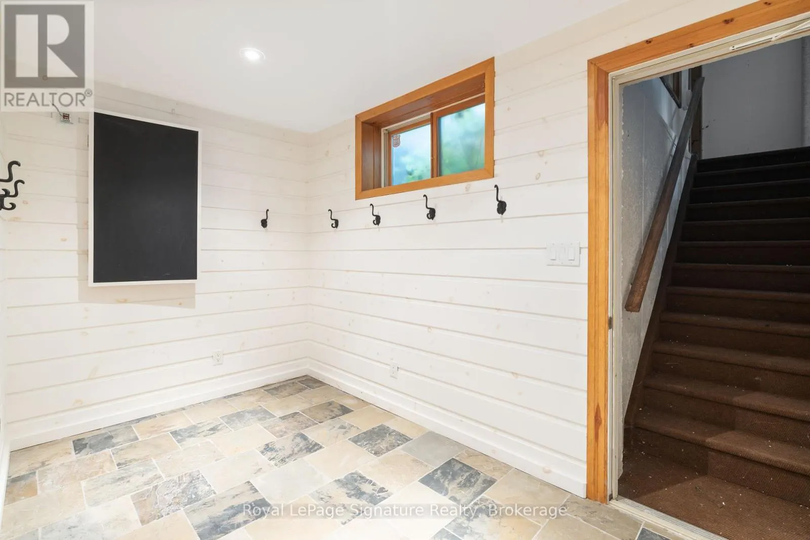 161 SNOWBRIDGE WAY