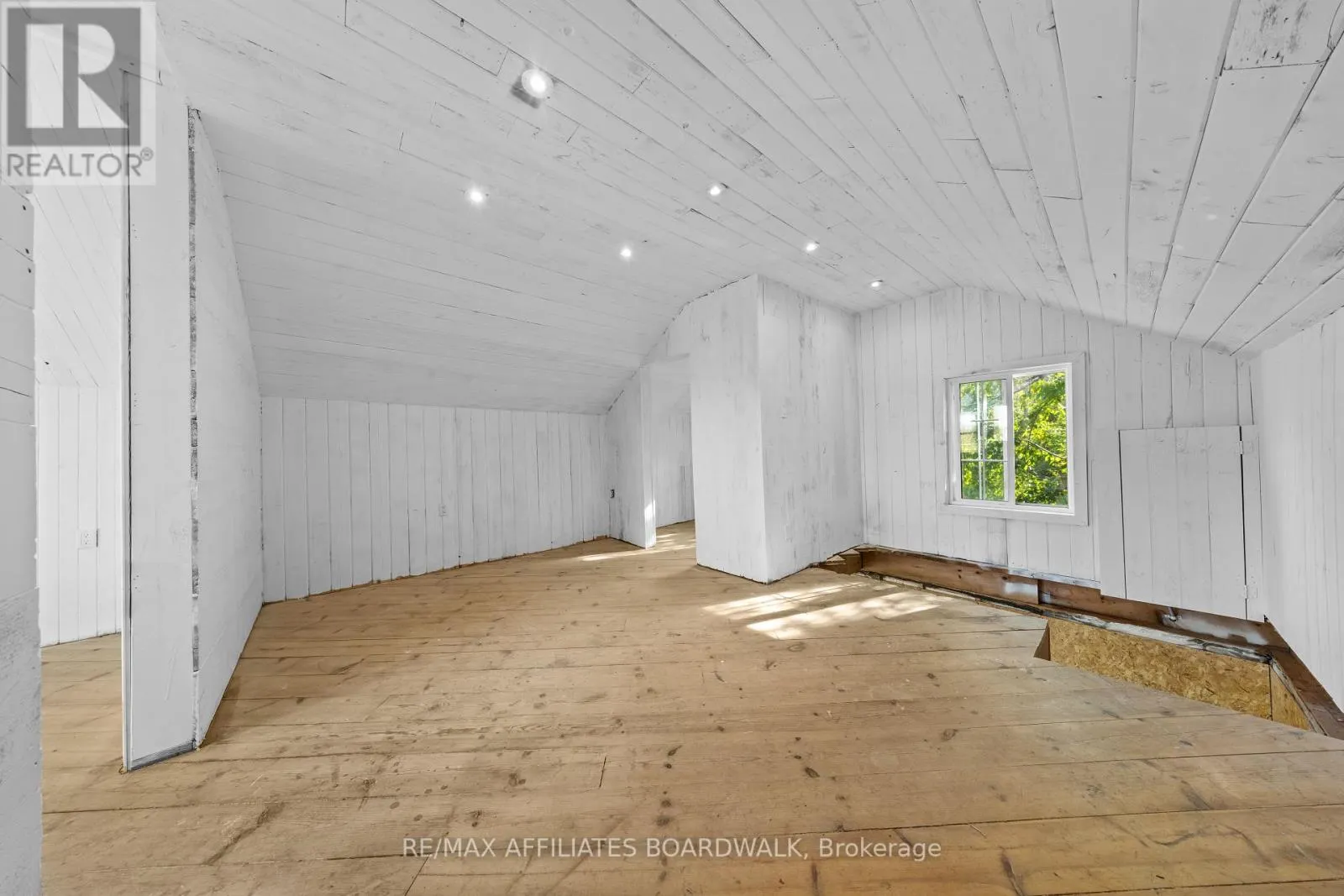 326 BLACK BASS BAY ROAD