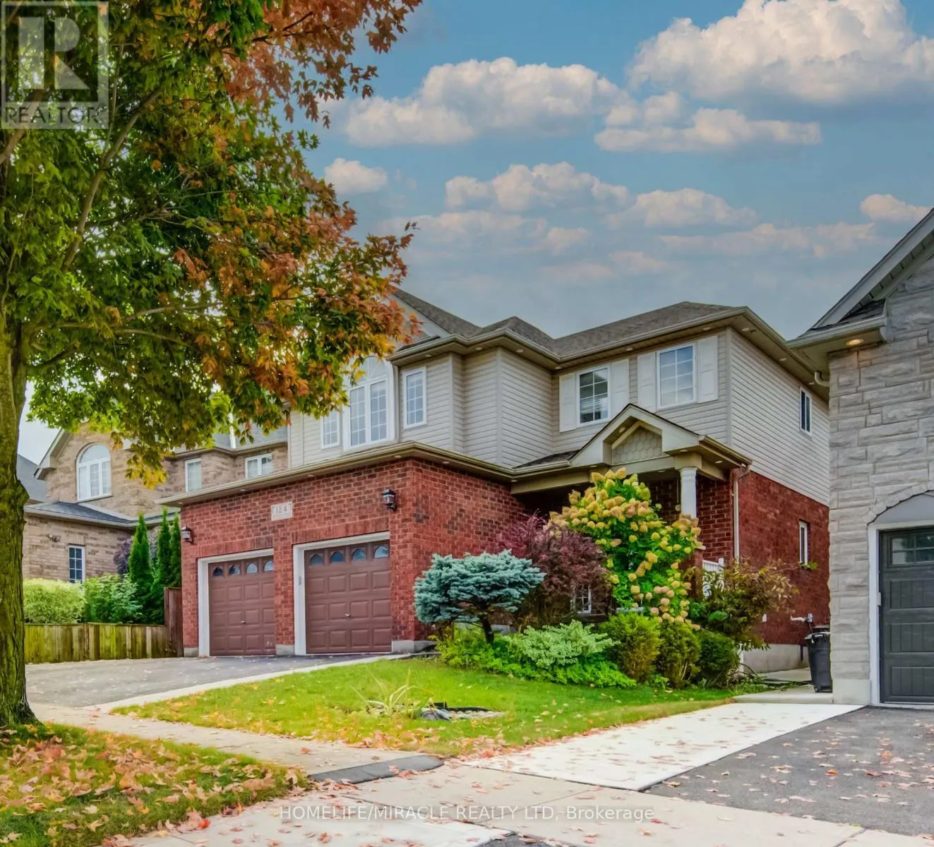124 WINDING WOOD CRESCENT