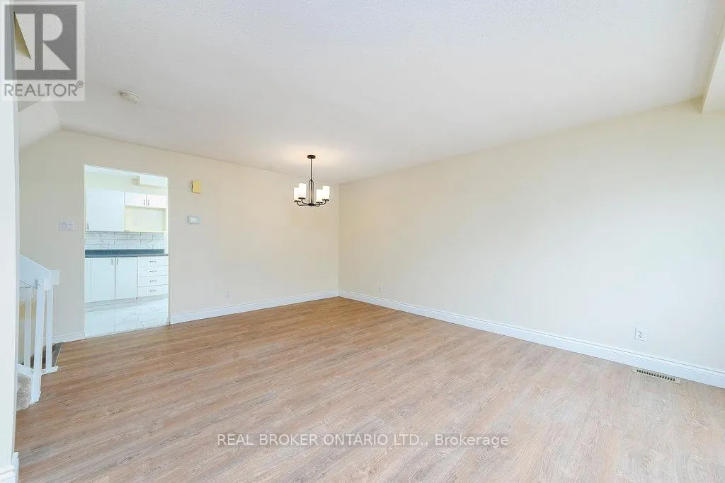 8 DRAYTON PRIVATE