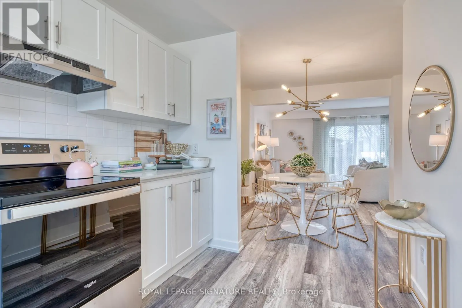 UNIT 26 - 20 ANNA CAPRI DRIVE