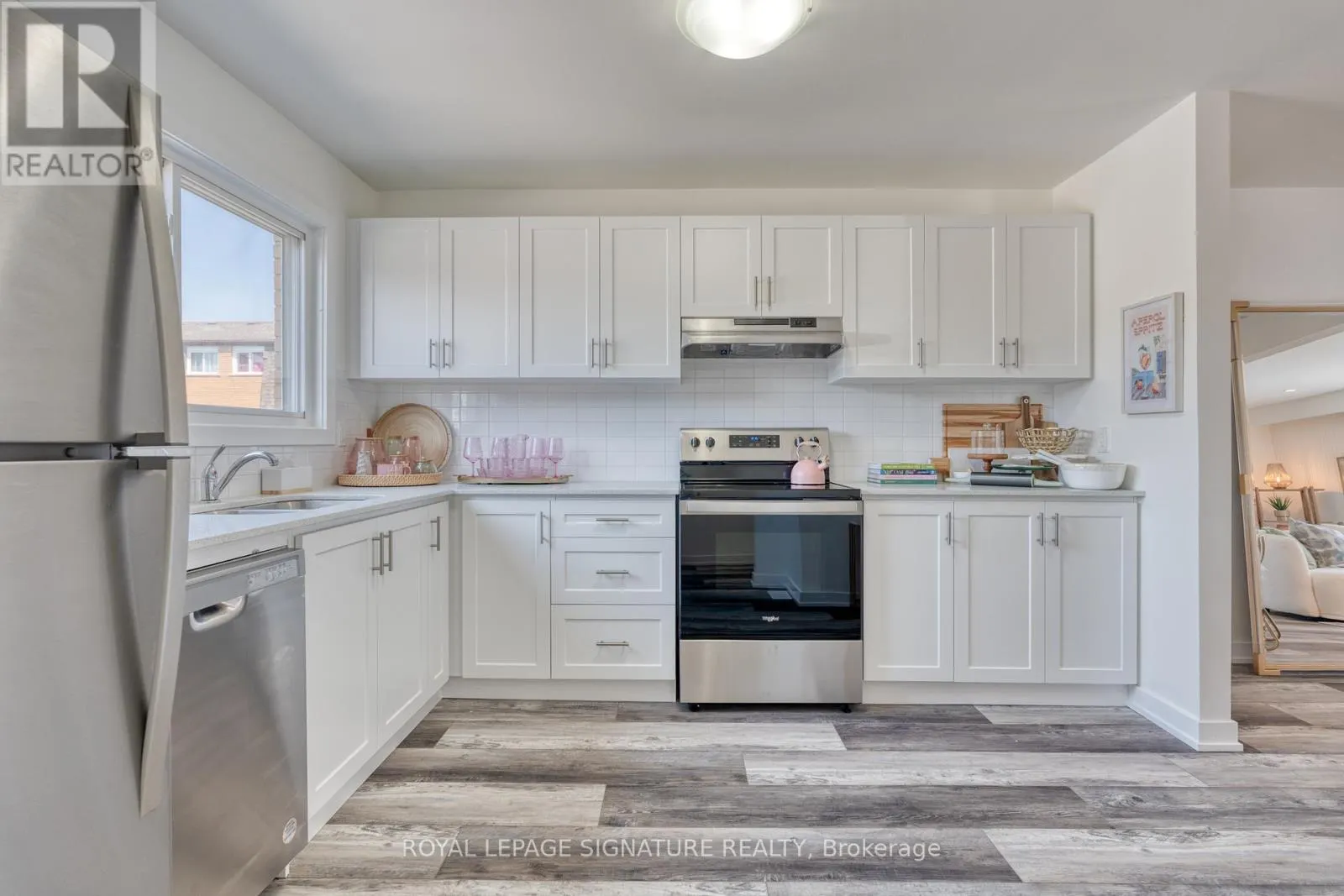 UNIT 26 - 20 ANNA CAPRI DRIVE