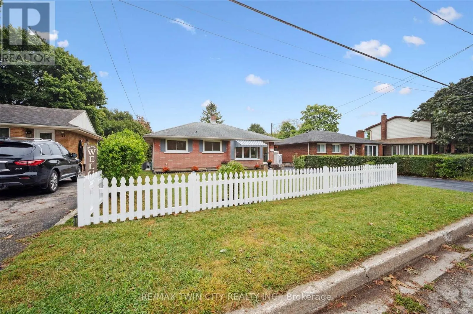 73 WEAVER STREET