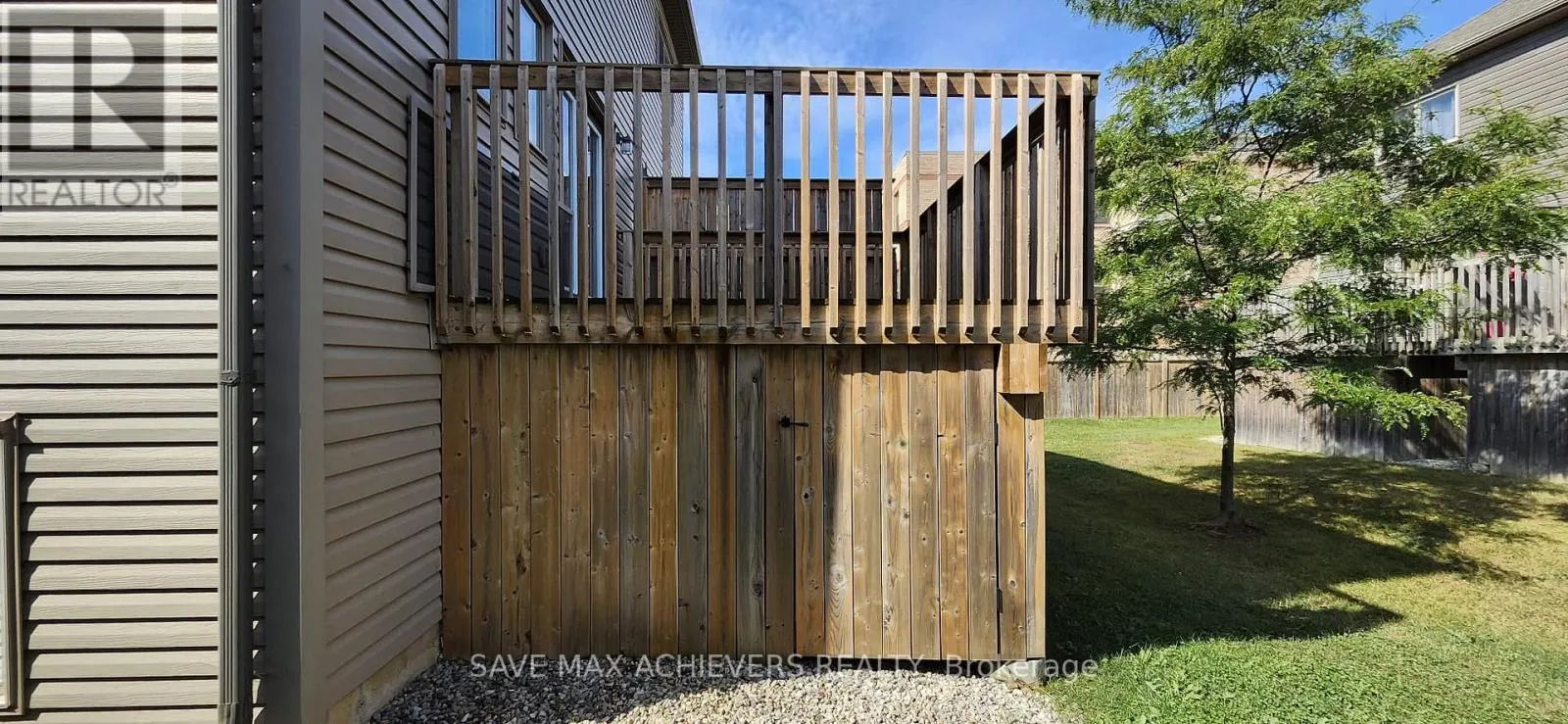 39 - 3200 SINGLETON AVENUE