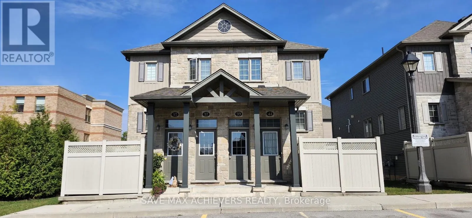 39 - 3200 SINGLETON AVENUE