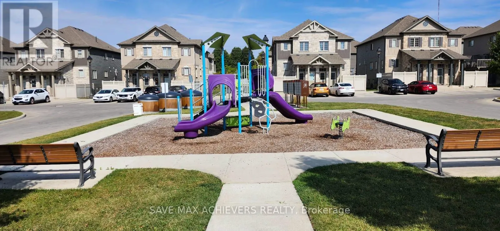 39 - 3200 SINGLETON AVENUE