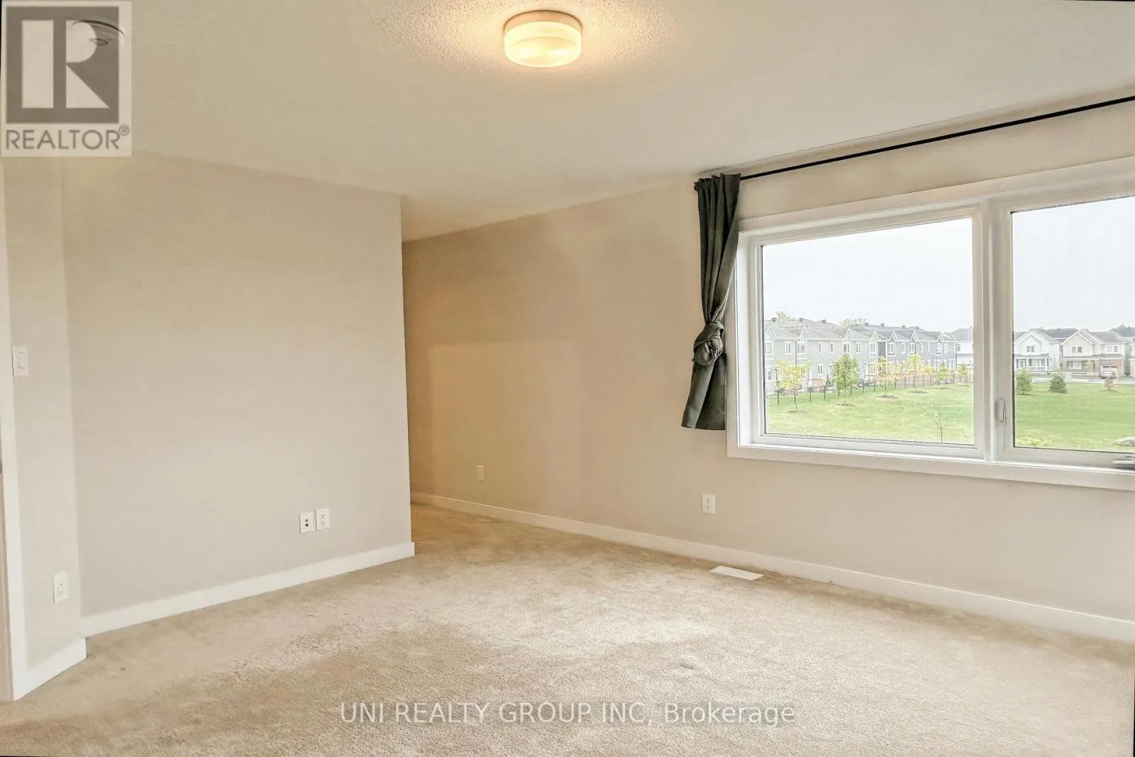 324 CANADENSIS LANE