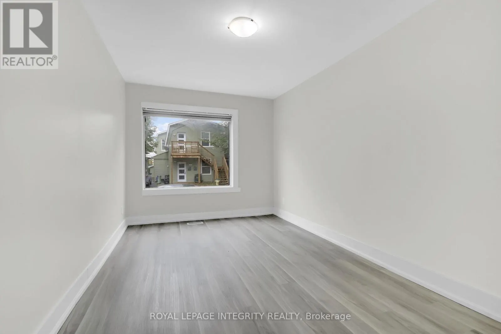 1 - 209 HANNAH STREET
