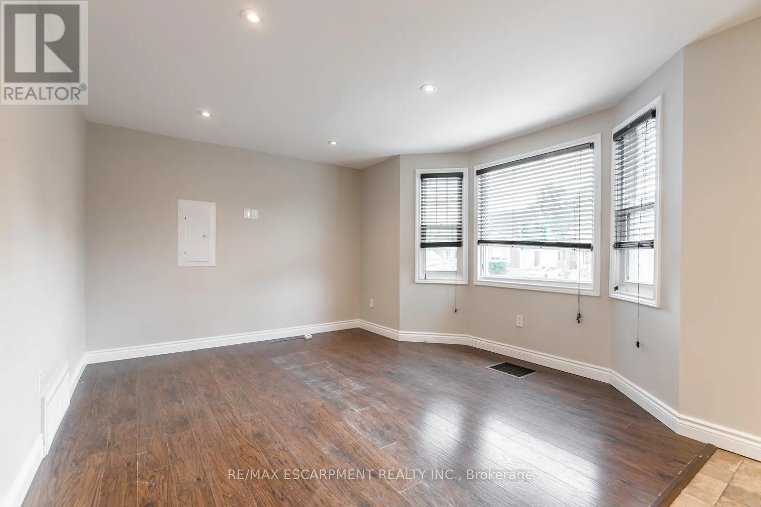 1 - 129 EAST 22ND STREET