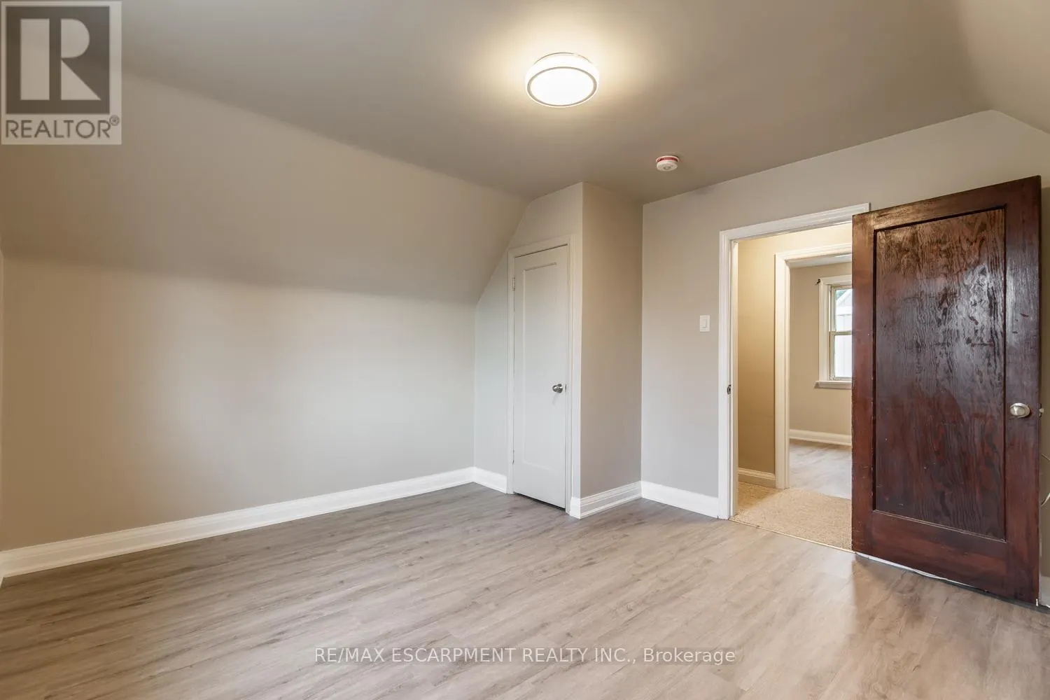 1 - 129 EAST 22ND STREET