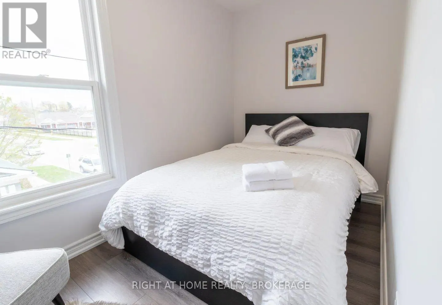 UPPER - 60 ROSS STREET, #UPPER
