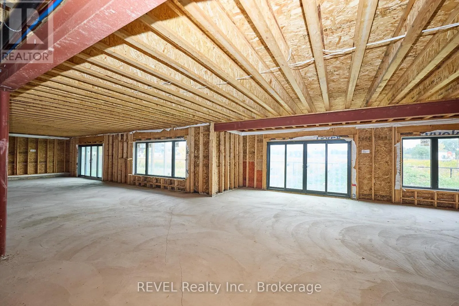 62 BERGENSTEIN CRESCENT