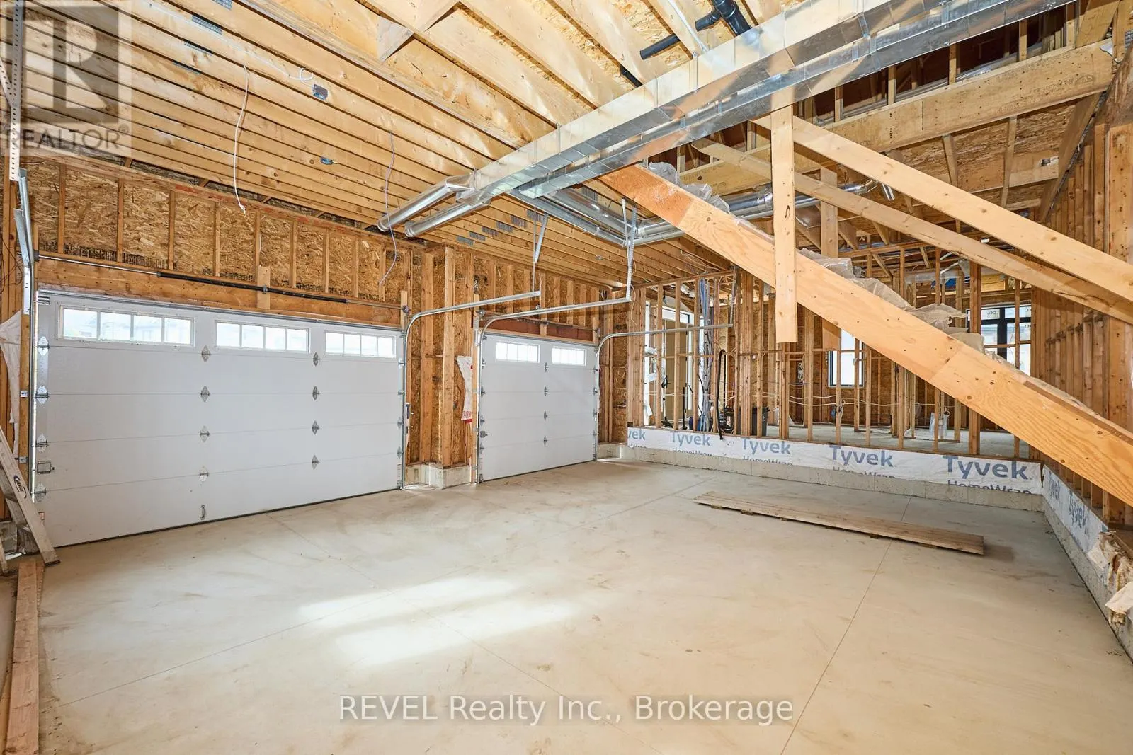 62 BERGENSTEIN CRESCENT