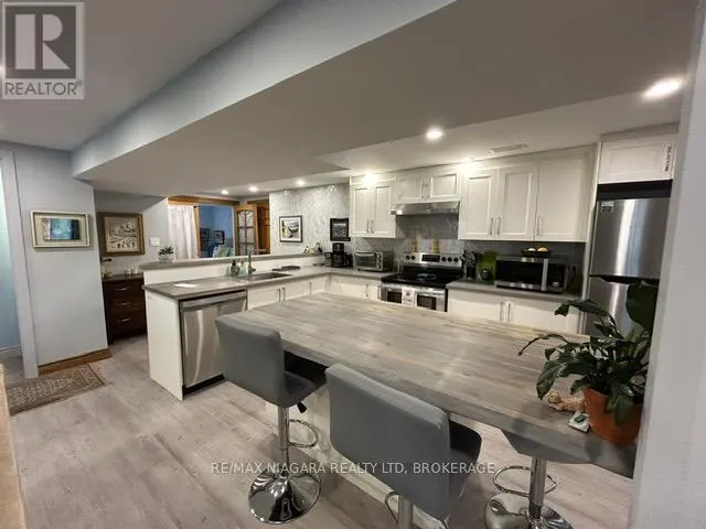 LOWER - 386 CAITHNESS STREET E, #lower
