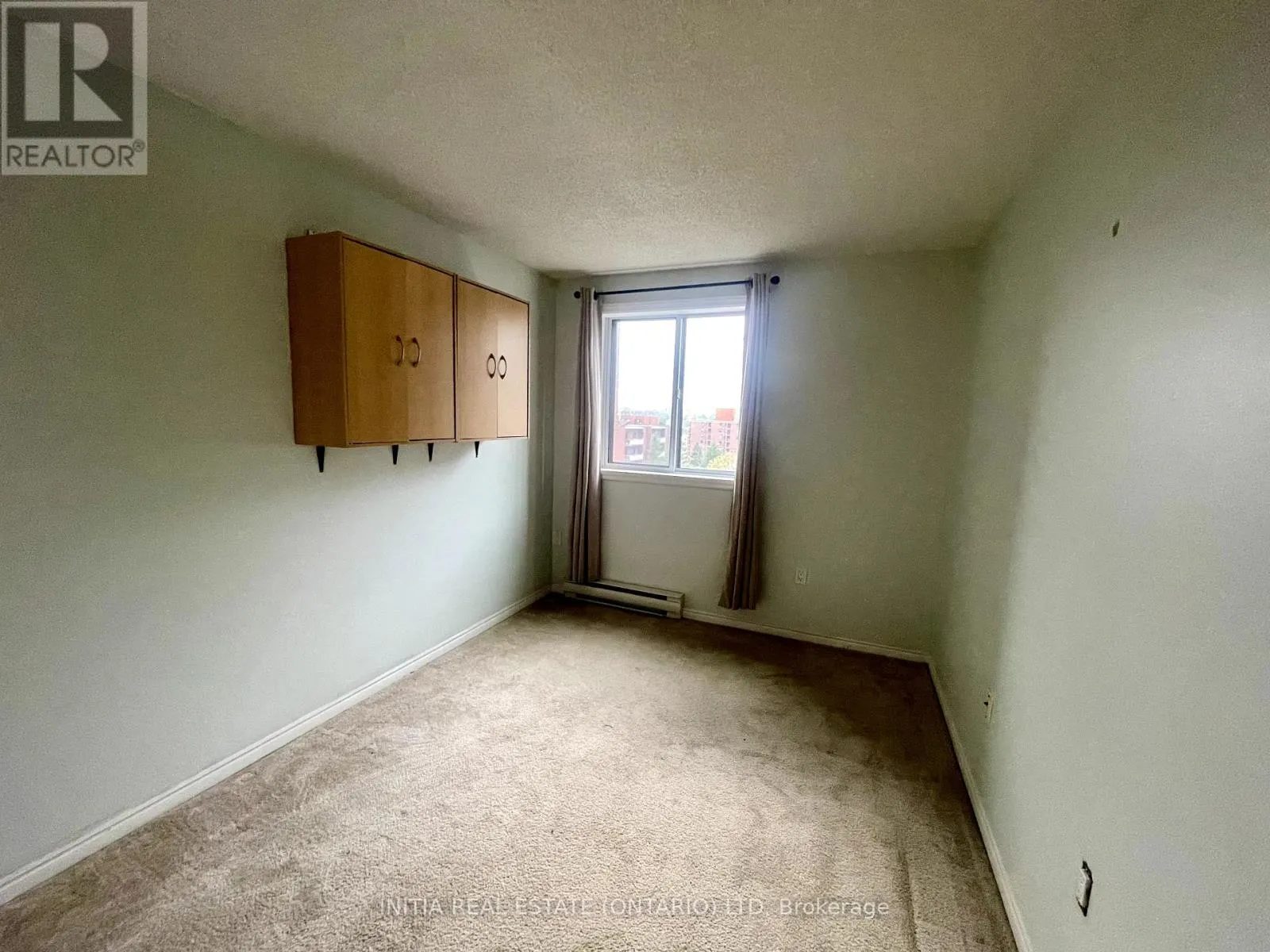 809 - 95 BASE LINE ROAD W, #809