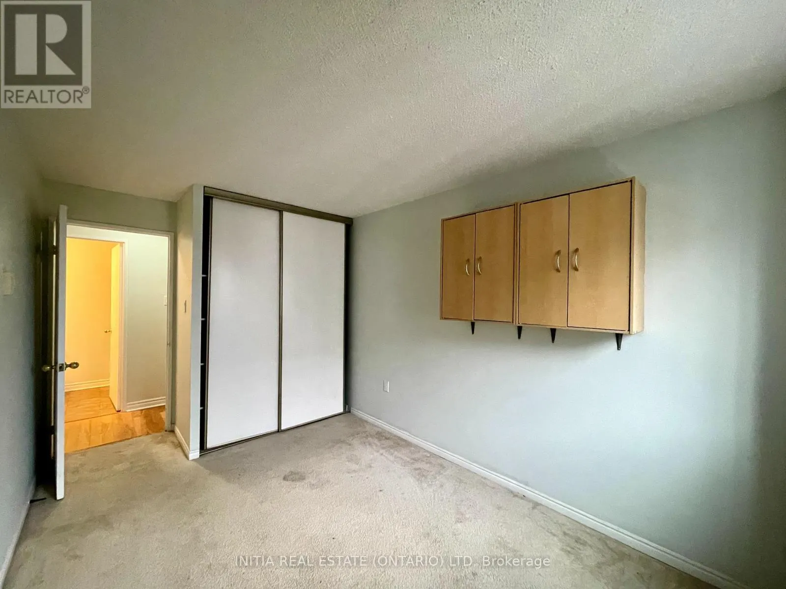 809 - 95 BASE LINE ROAD W, #809