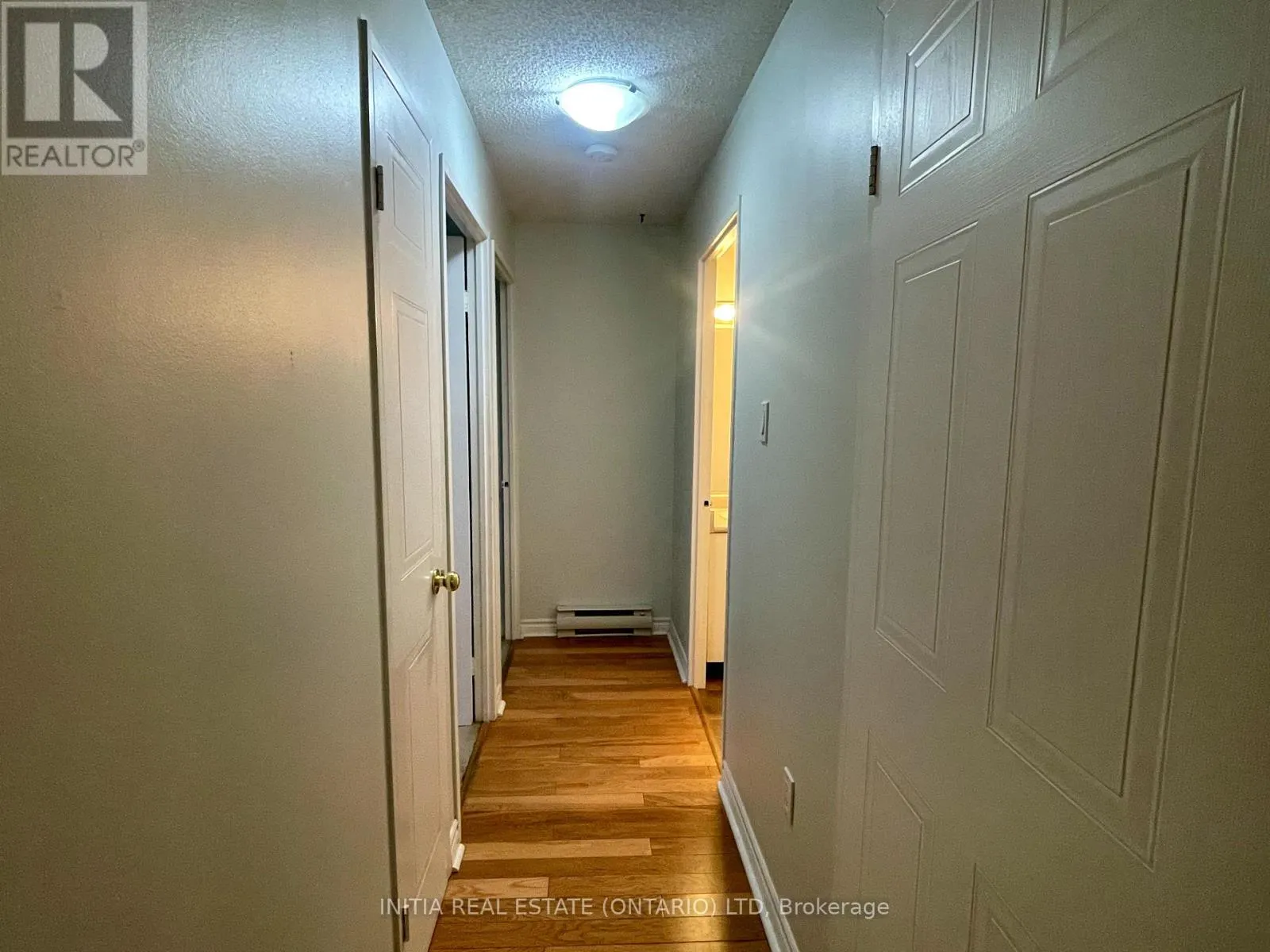 809 - 95 BASE LINE ROAD W, #809