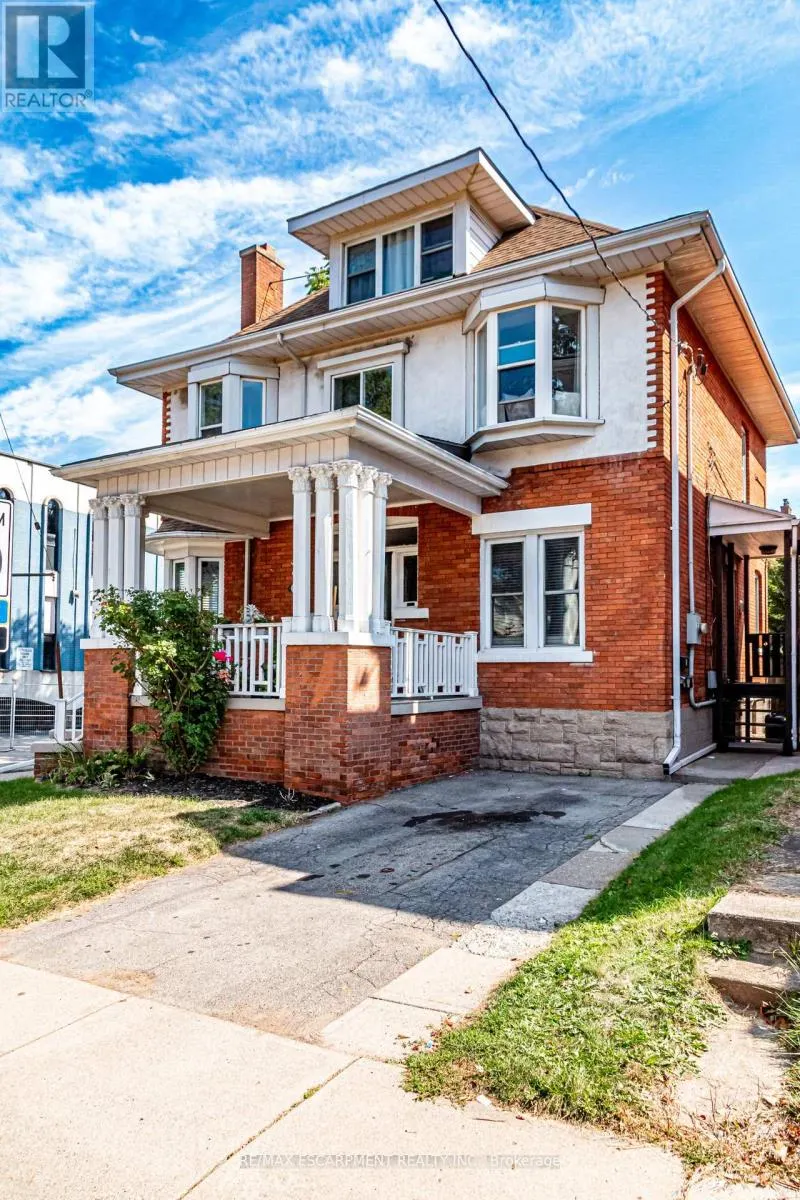 2 - 11 EASTBOURNE AVENUE
