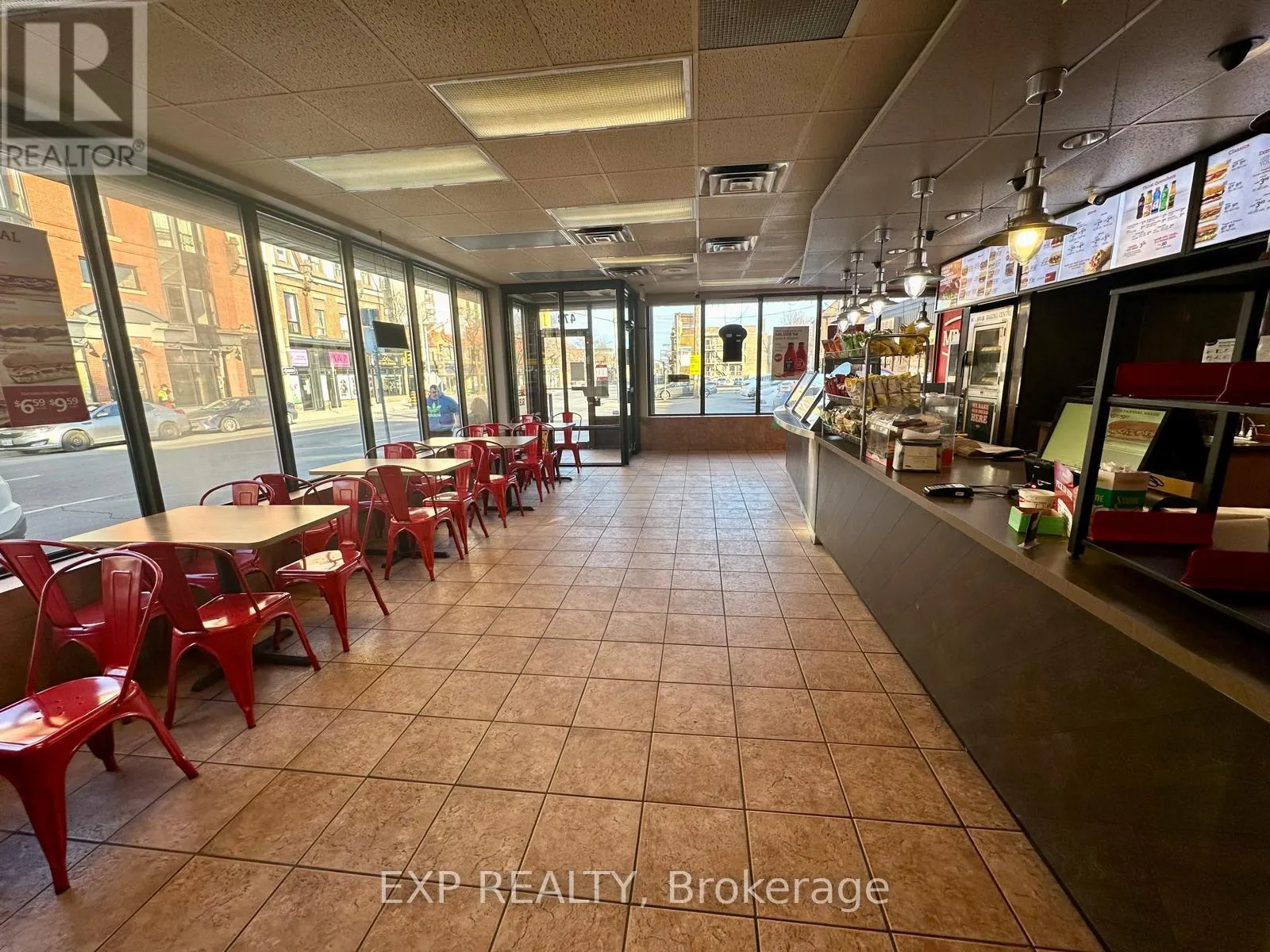 1 - 478 KING STREET E