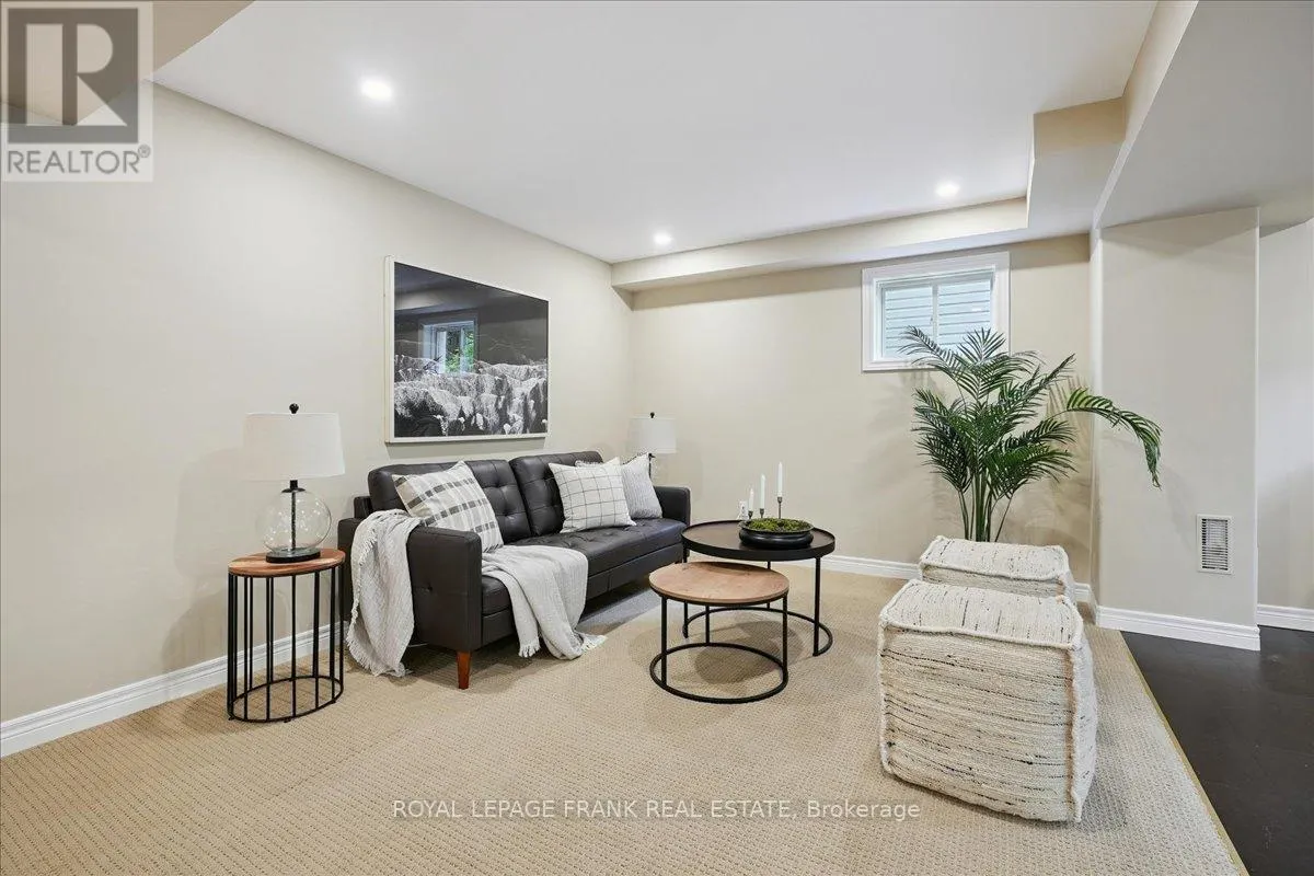 23 WOODLAWN COURT