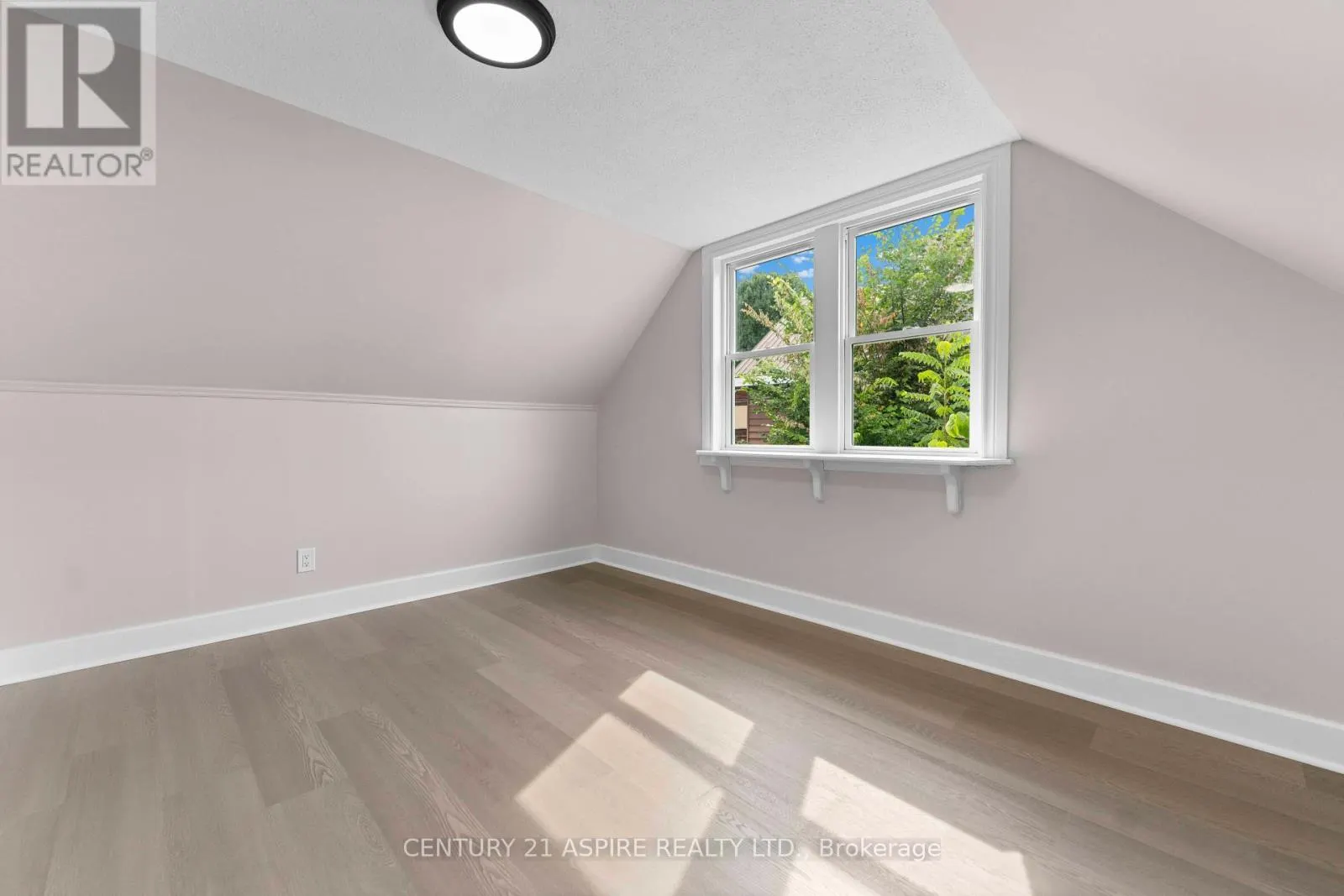 332 ALFRED STREET