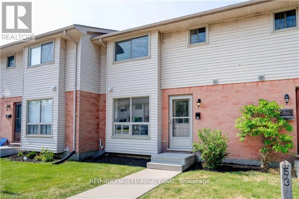 UNIT-54 - 355 SANDRINGHAM CRESCENT