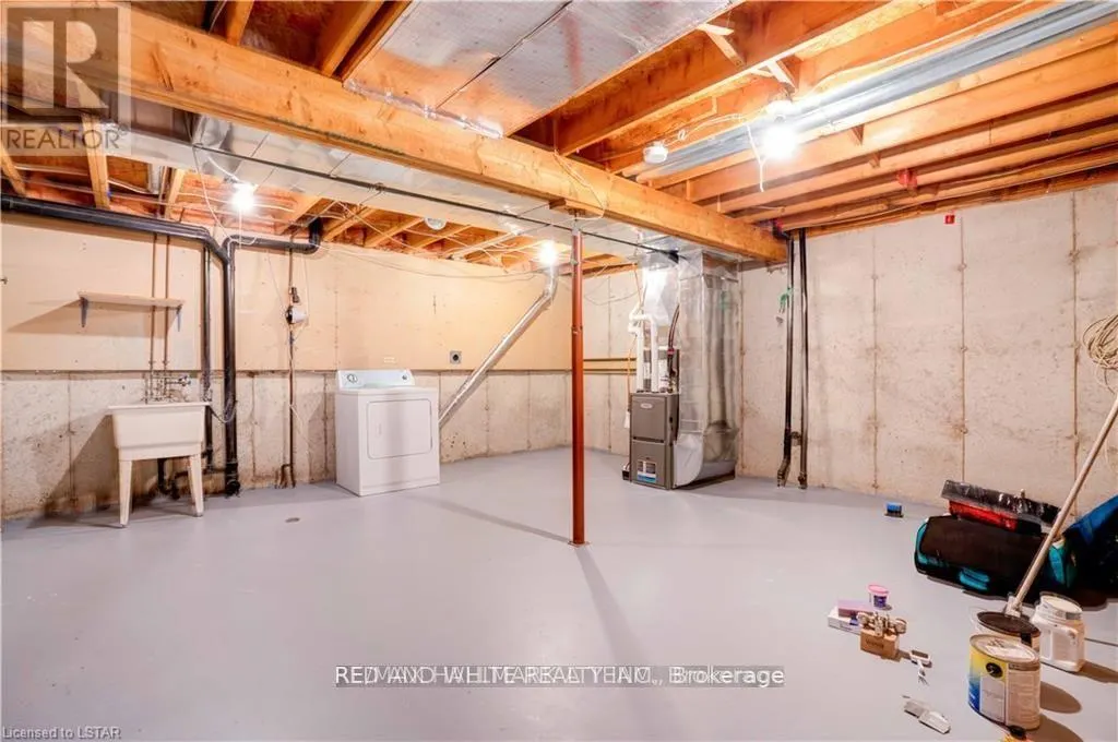 UNIT-54 - 355 SANDRINGHAM CRESCENT