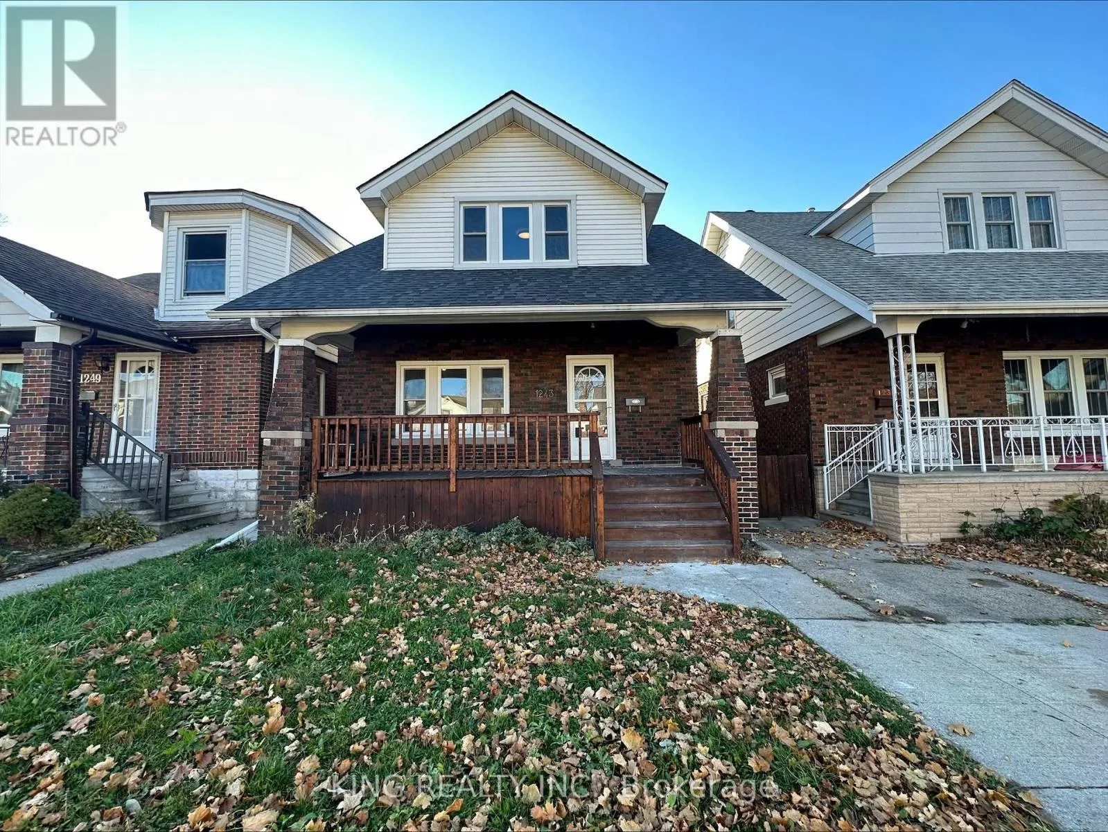 MAIN - 1243 BRUCE AVENUE