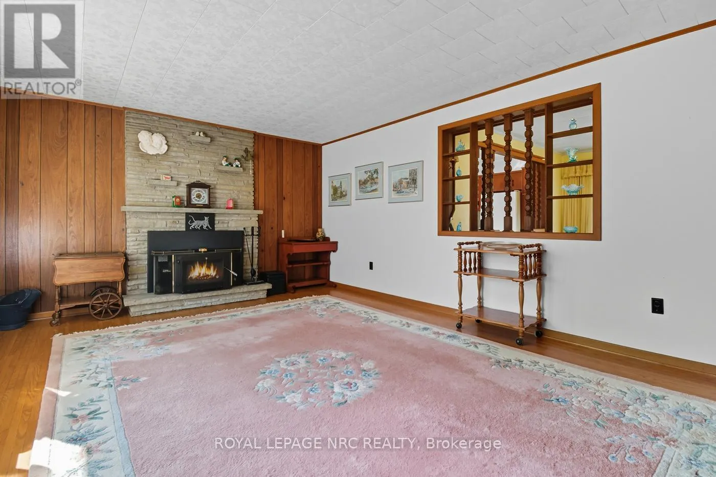 10592 WOODLAND DRIVE