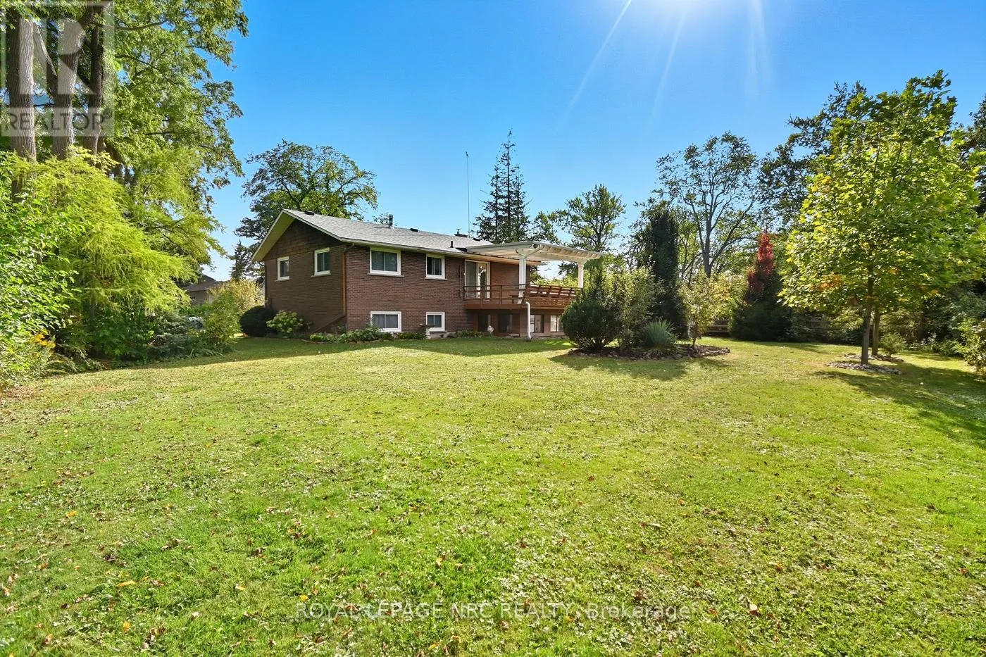 10592 WOODLAND DRIVE