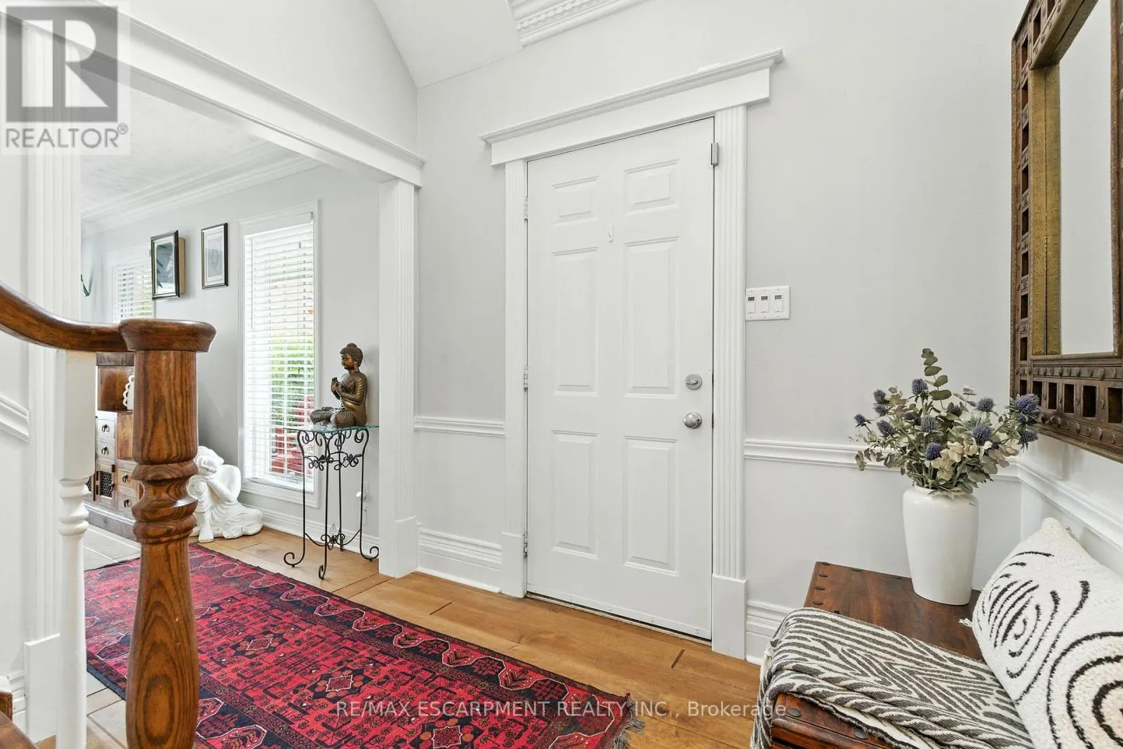 24 MEANDER CLOSE
