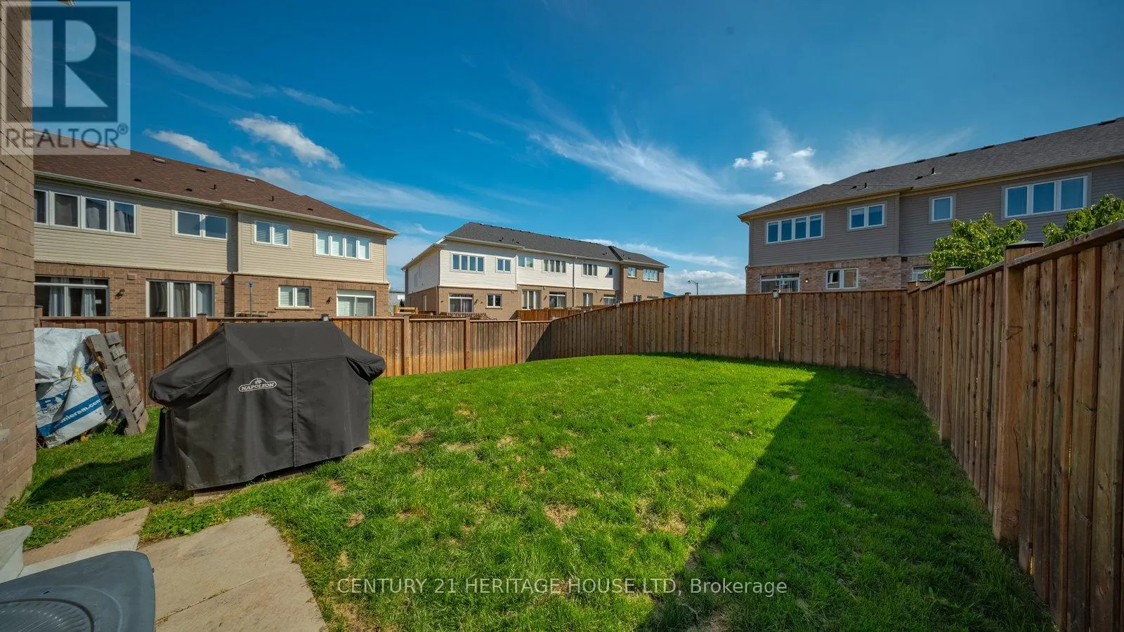 119 BARLOW PLACE