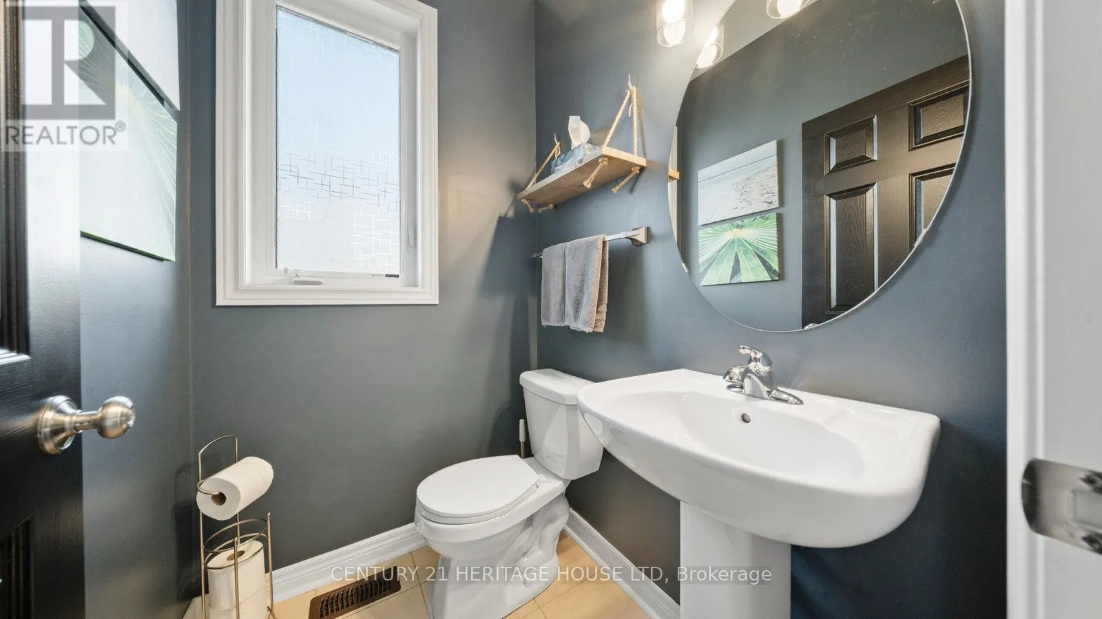 119 BARLOW PLACE