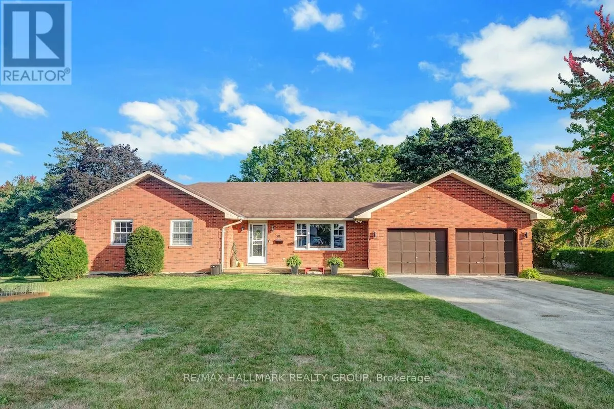 20 HILLTOP CRESCENT S