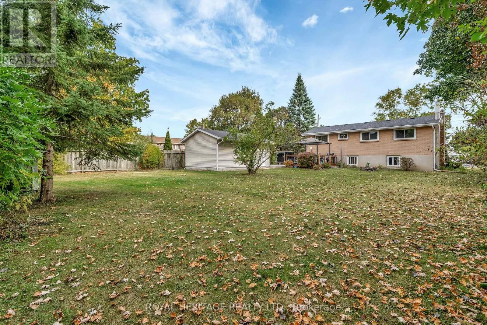 32 GLEN ROAD