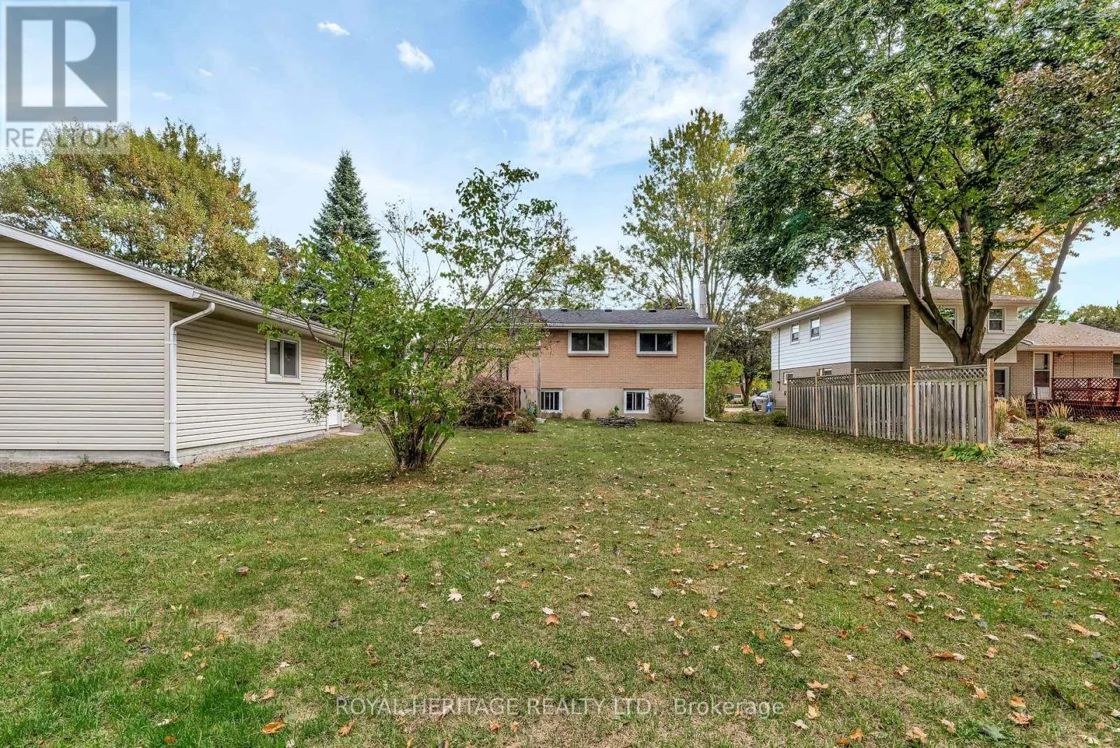 32 GLEN ROAD